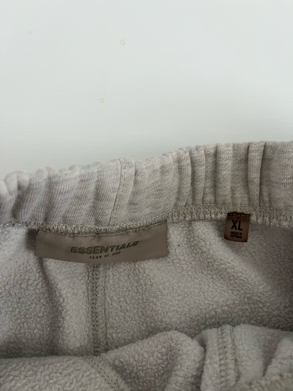 Essentials Men’s Heather Gray Jogger Sweatpants - Picture 4 of 7